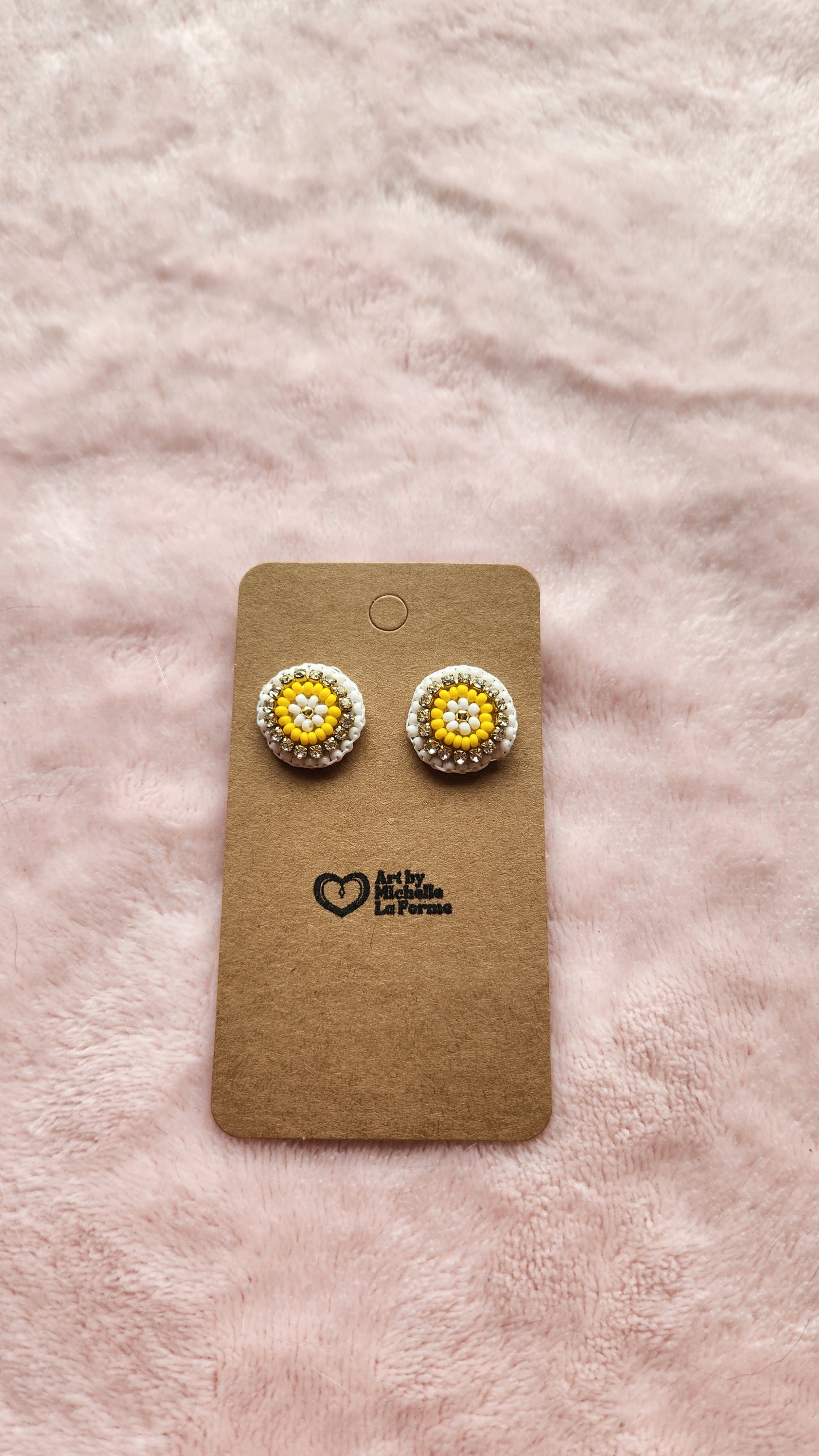 Mini Daisy Stud Beaded Earrings